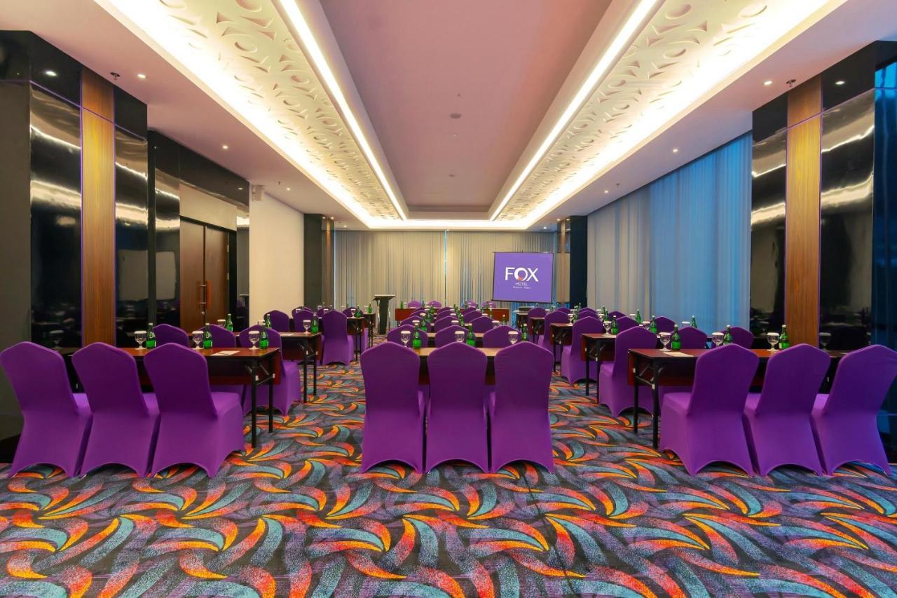 Fox Hotel Джаяпура Экстерьер фото
