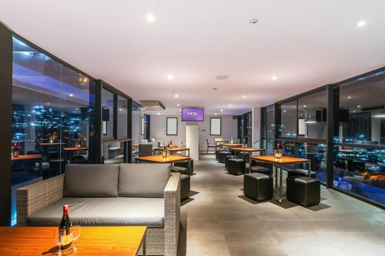 Fox Hotel Джаяпура Экстерьер фото