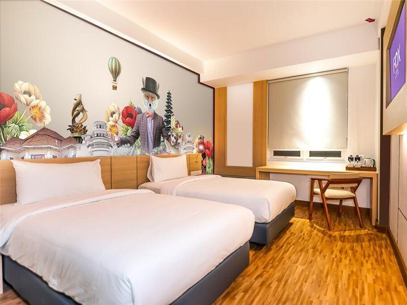 Fox Hotel Джаяпура Экстерьер фото