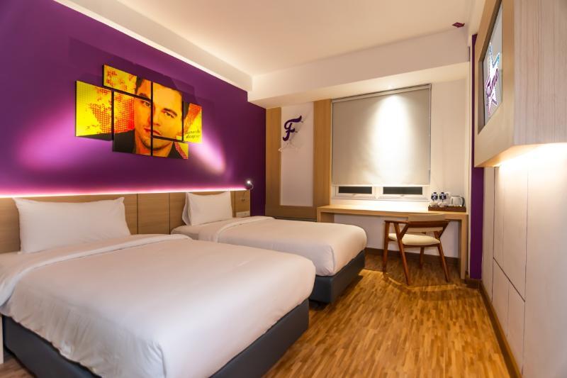 Fox Hotel Джаяпура Экстерьер фото